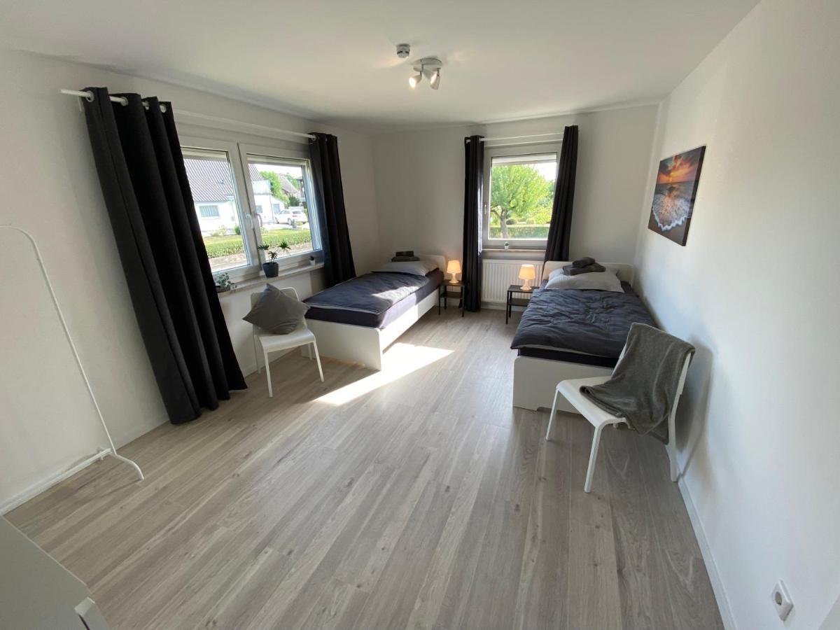 Appartamento Modern Flat With Garden & Terrace Near Coburg Ebersdorf bei Coburg Esterno foto